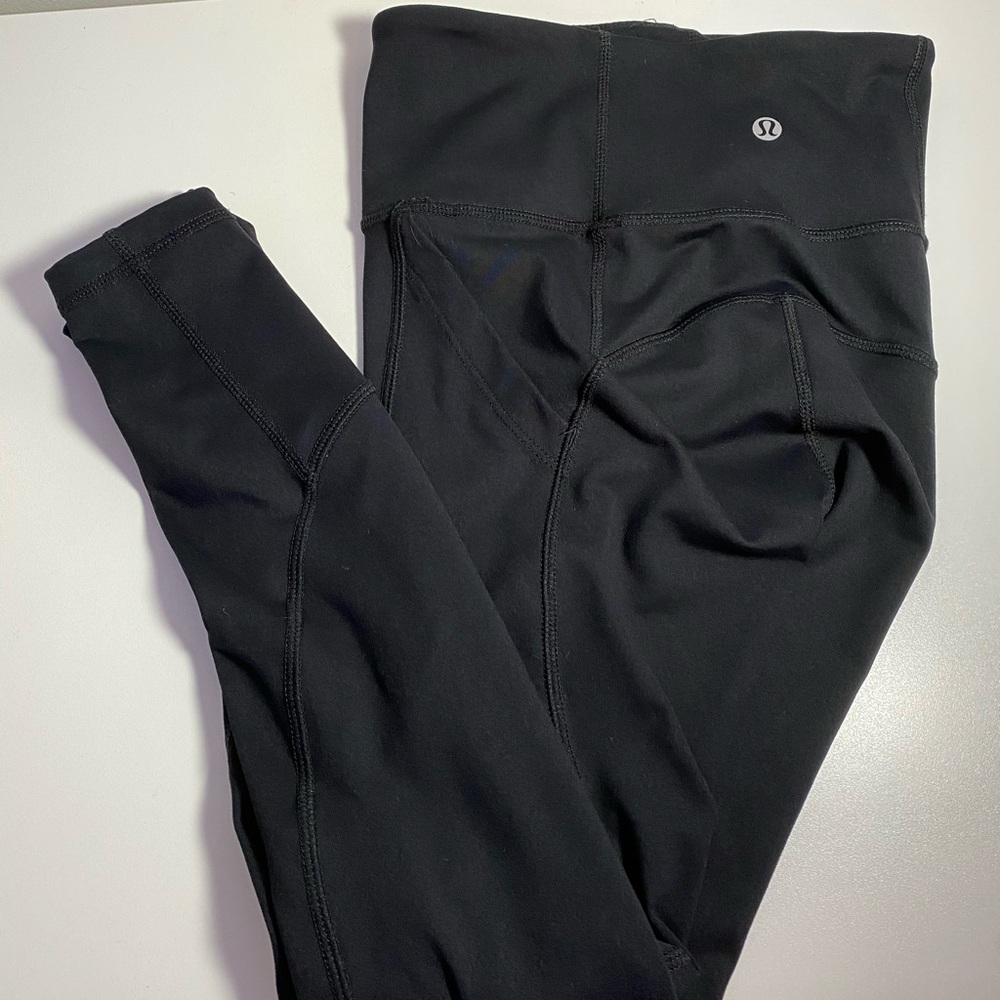 Lululemon black leggings